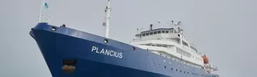 MV Plancius