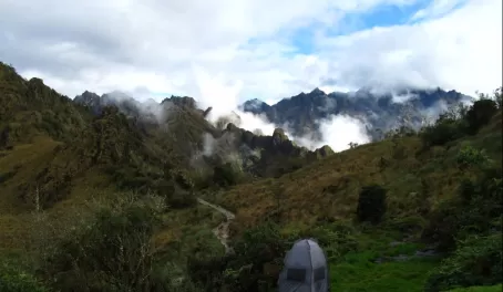 Campsite Phuyupatamarca, Inca Trail
