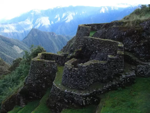 Ruins along Inca Trail