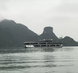 Cruise ship, Lan Ha Bay, Vietnam