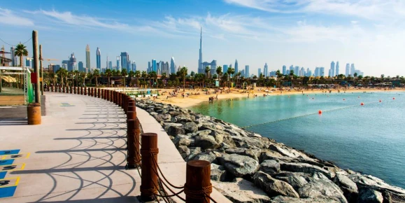 Walk along the beaches of Dubai