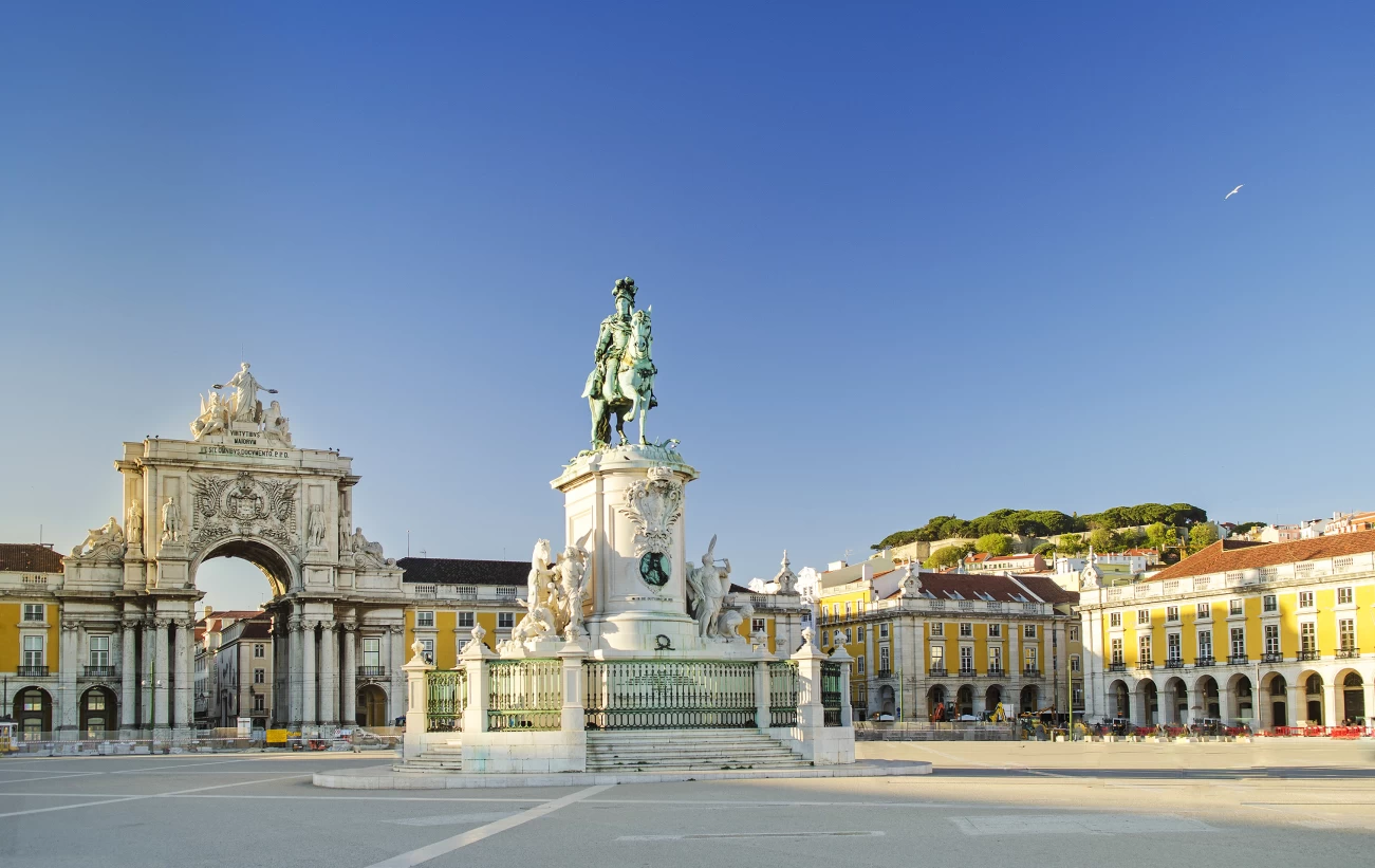 Explore beautiful Lisbon