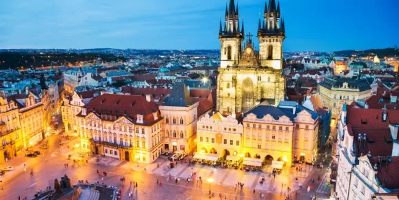 Night falls over the main square of old town Prague