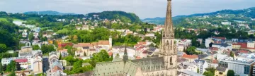 Explore the charming Austrian town of Linz