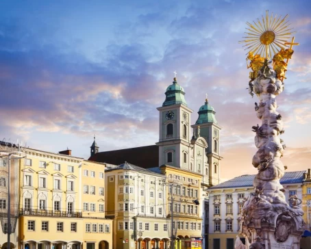 Admire the artistry of Linz