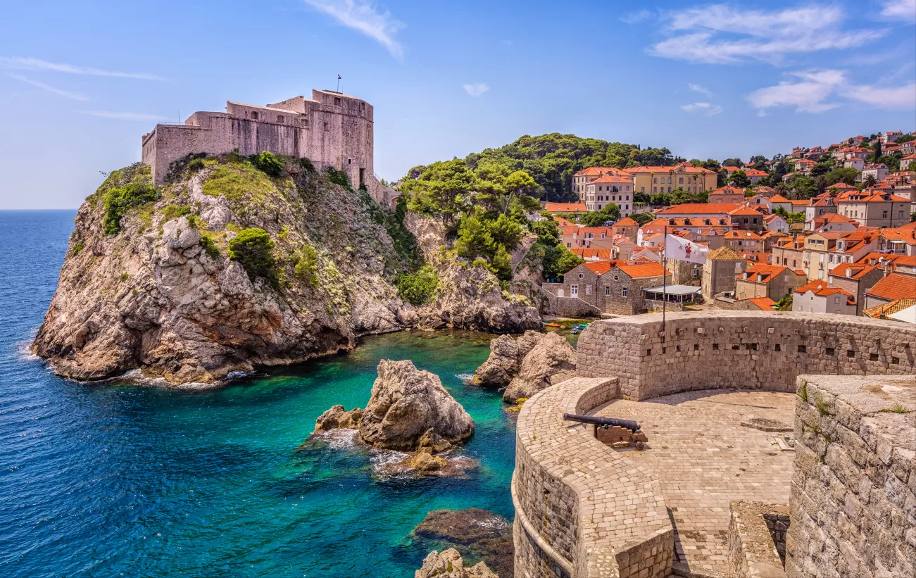Wander through the preserved structures of Dubrovnik