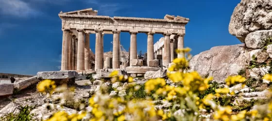 Admire the temples of the Athenian acropolis