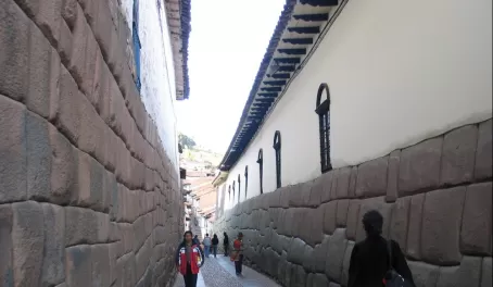 Another beautiful street in Cuzco