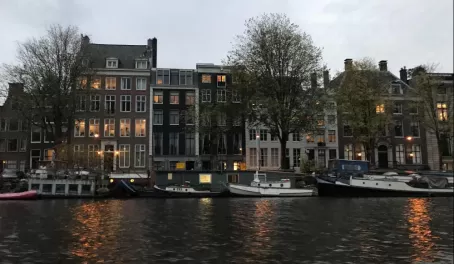 Amsterdam is even more beautiful at night.
