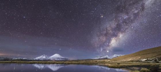 Observe the night sky over the Atacama desert