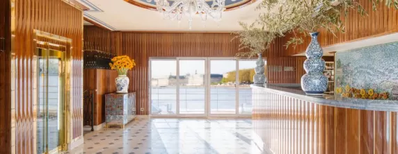 S.S. Bon Voyage Lobby