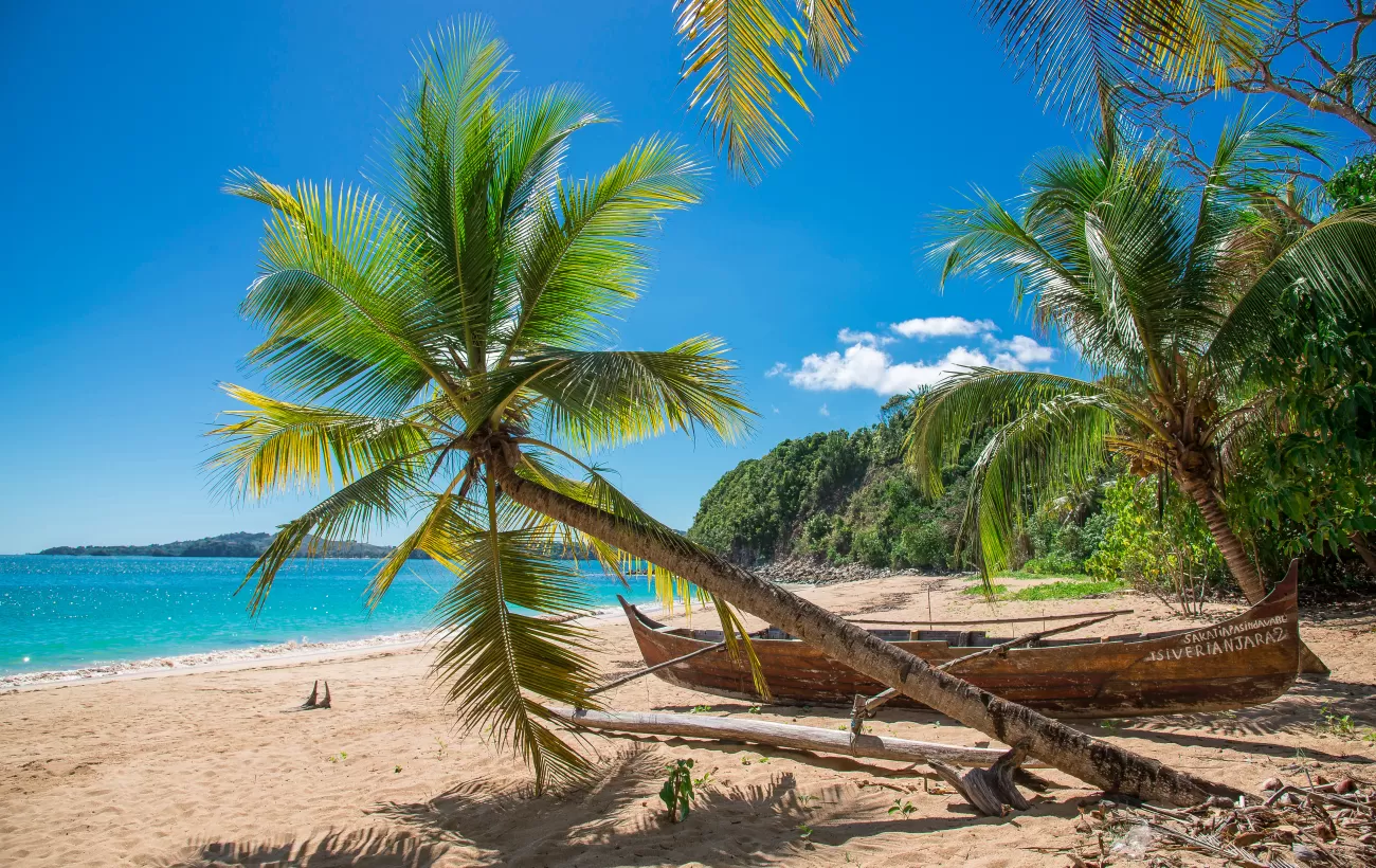 Relax on the sunny beaches of Madagascar