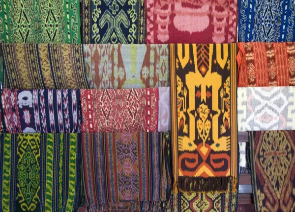 Brilliant textiles at a market