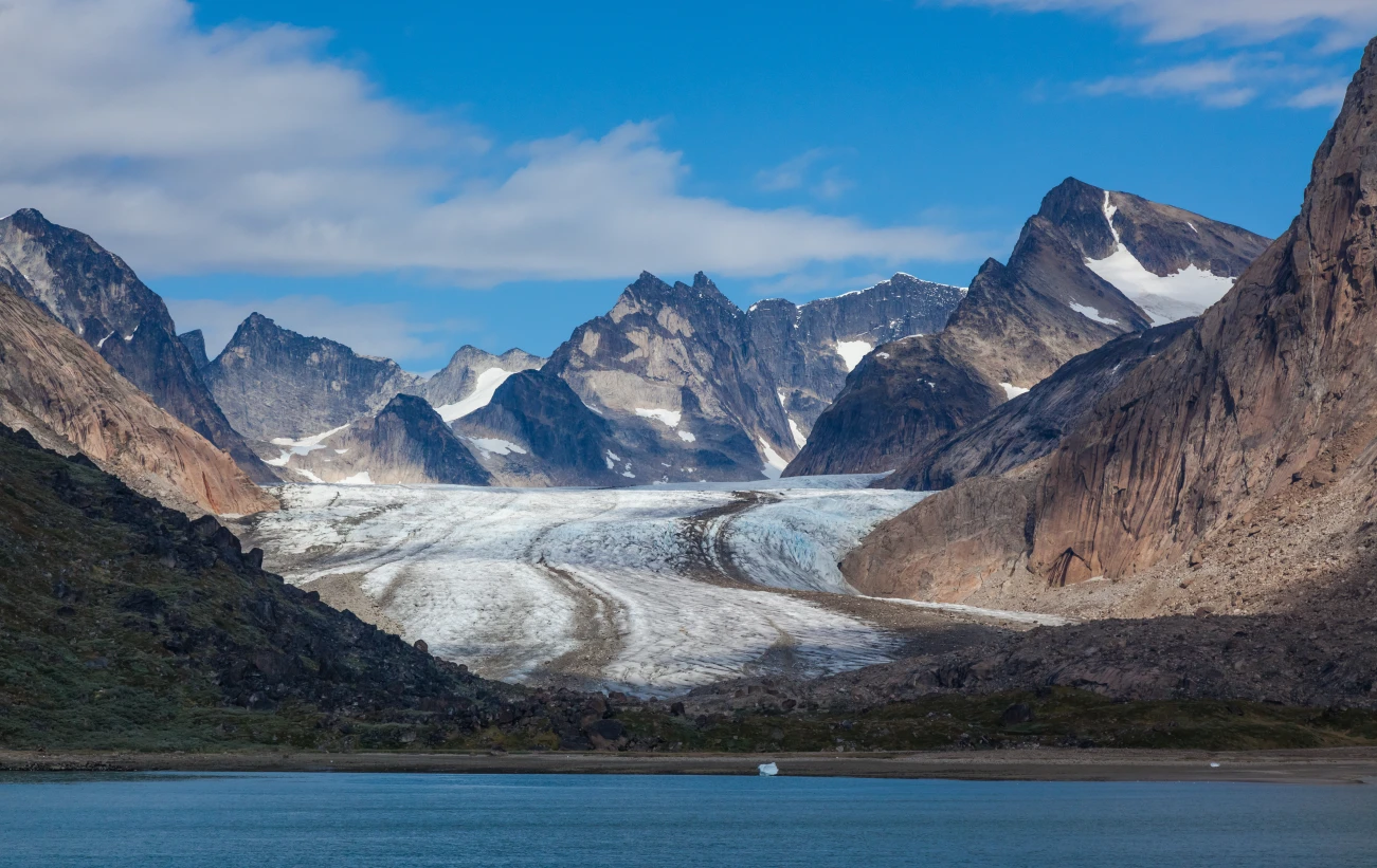 Stunning landscapes in Prince Christian Sound