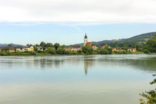 Charming small towns in Austria