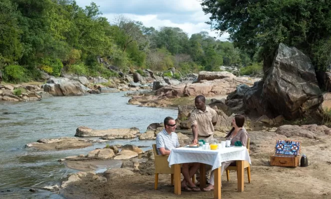 Experience the natural luxury of Mkulumadzi Lodge