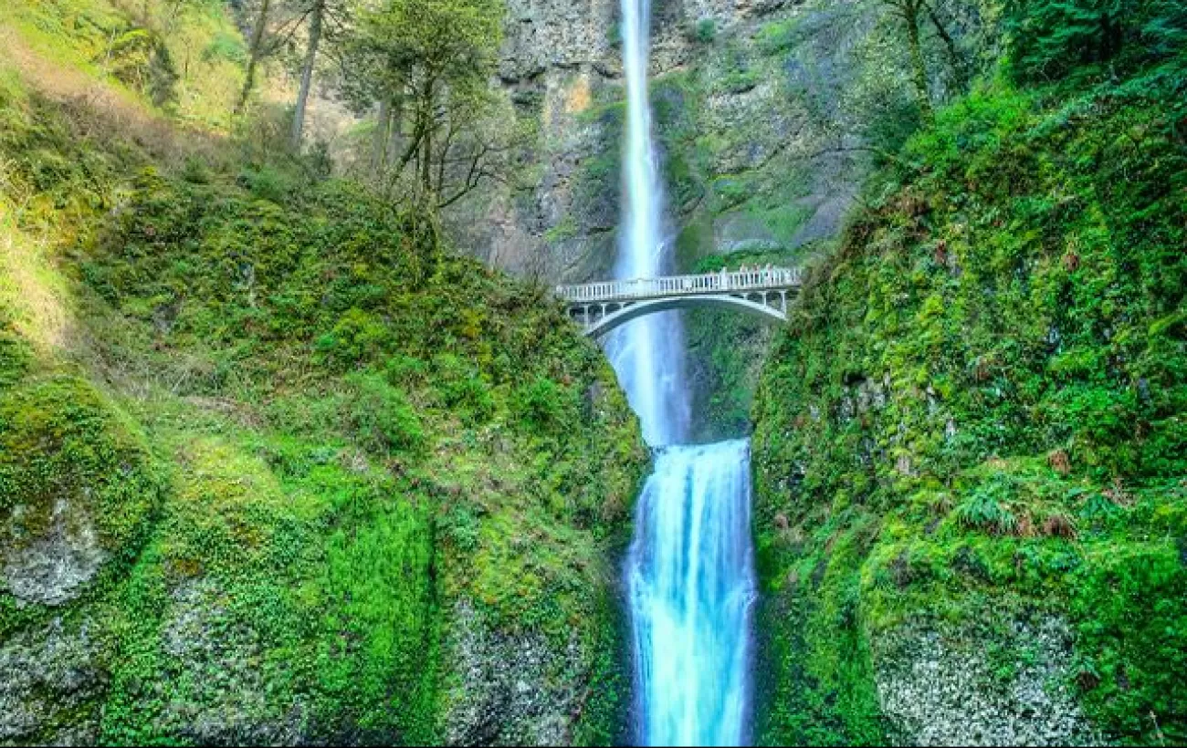 Multnomah Falls, near Portland, Oregon