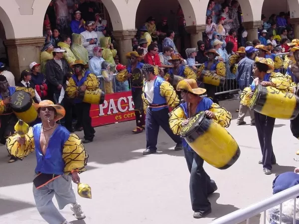 Musicians in main plaza during Oruro Carnaval
