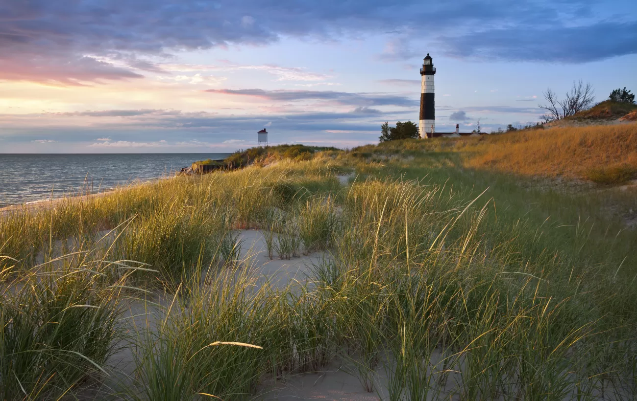 Explore the coastlines of the Great Lakes