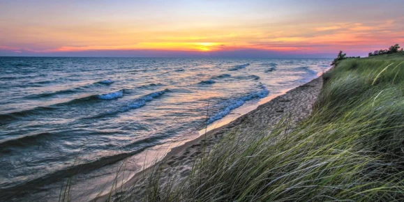 Relax on the shores of the Great Lakes