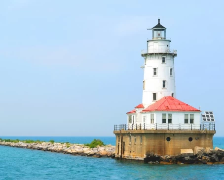 Look for the lighthouses of the Great Lakes