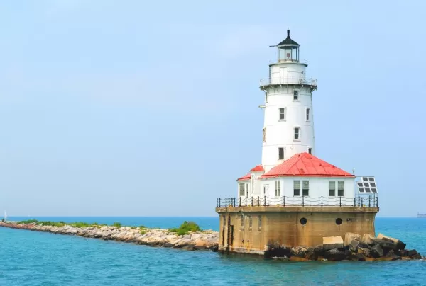 Look for the lighthouses of the Great Lakes