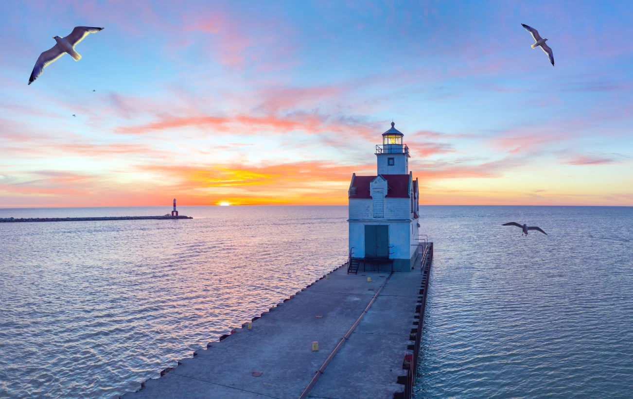 Enjoy the scenery of the Great Lakes