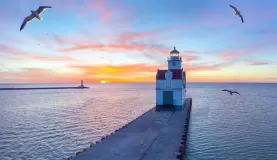 Enjoy the scenery of the Great Lakes