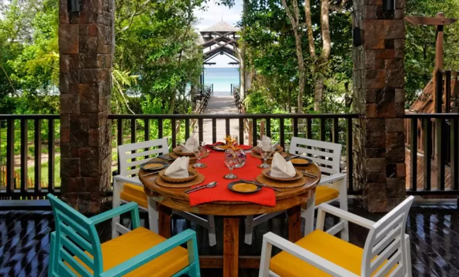 Bungaraya Island Resort - Restaurant
