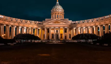 Explore beautiful St. Petersburg