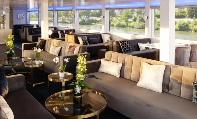 MS Victor Hugo Lounge
