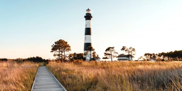 See historic lighthouses on the American East Coast
