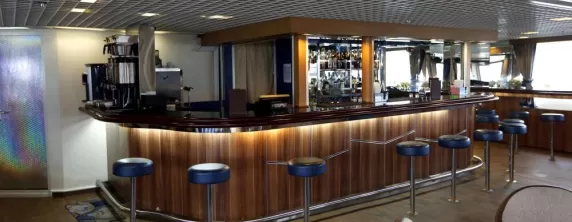 Ocean Diamond main Lounge Bar