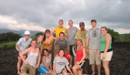 Student group to the Galapagos