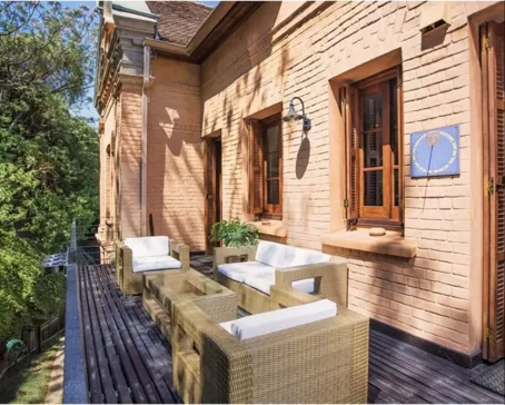 Maison Gallien Outdoor Lounge
