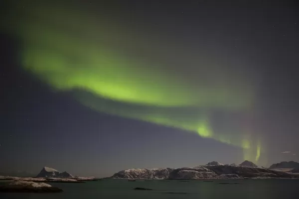 Enjoy northern lights on an Arctic cruise