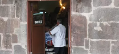 Barbershop under the Presidential Palace