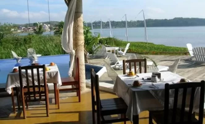 Savor local flavors in the breeze from the lake