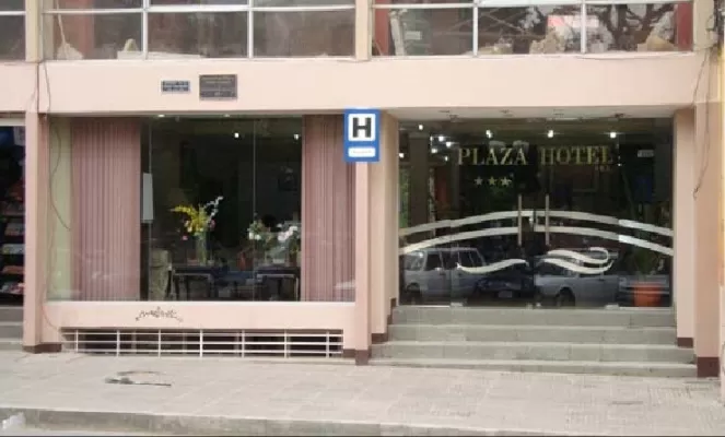 The Flores Plaza Hotel