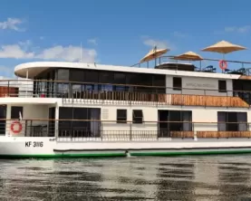 RV African Dream ©Eric Vancleynenbreugel