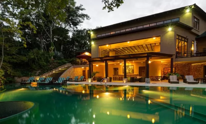 Las Lagunas Hotel Pool
