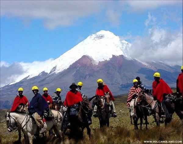 Cotopaxi National Park and Horseback Riding Ecuador Tour