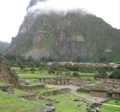 Ollantaytambo ruins