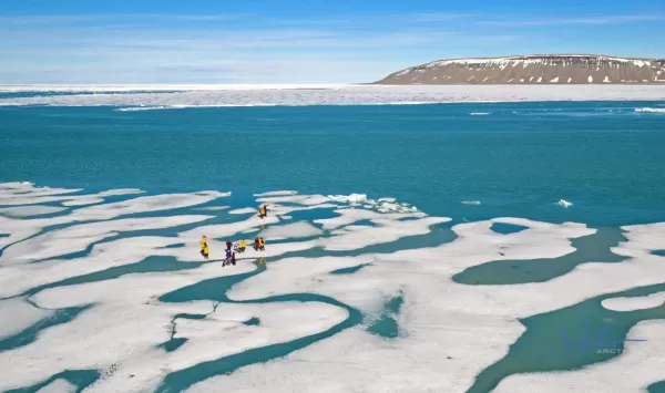 Exploring the Northwest Passage sea ice