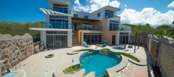 Back of Sea Side Inn - Pool View