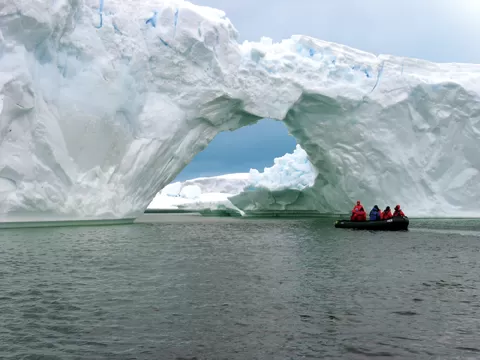 Cruising past dramatic ice formations