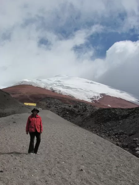 Cotopaxi: Coming down from Base Camp on jelly legs