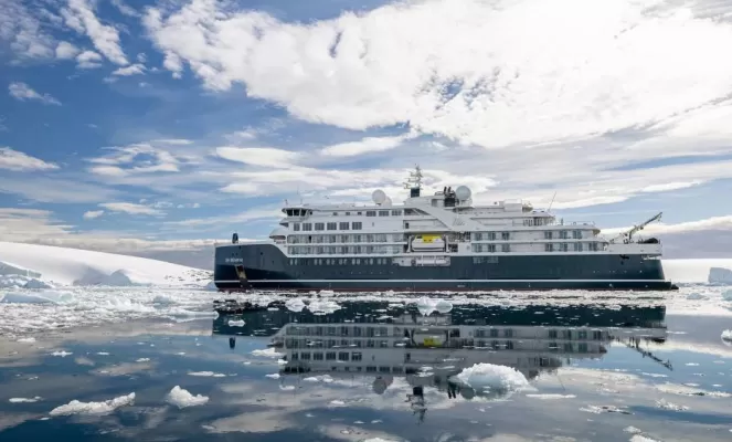 SH Minerva - Cruise along Antarctica and be fully immersed in all the ...