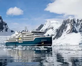 SH Minerva in Arntarctica