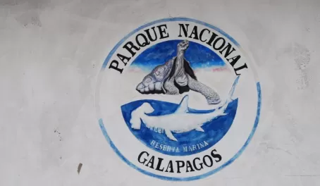 The logo of the National Park of the Galapagos